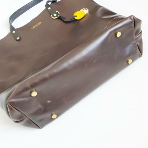 R. Riveter Special Edition Leather Tote Cavalier - Picture 3 of 8